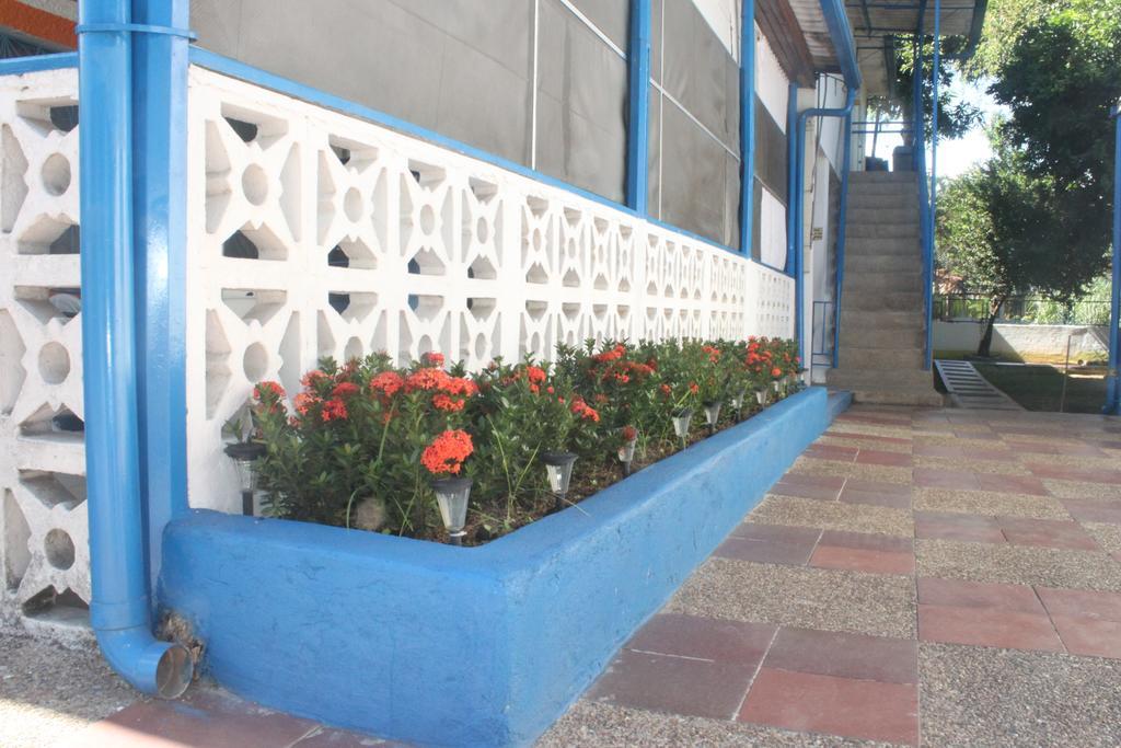 Villa Katherine Melgar Ngoại thất bức ảnh